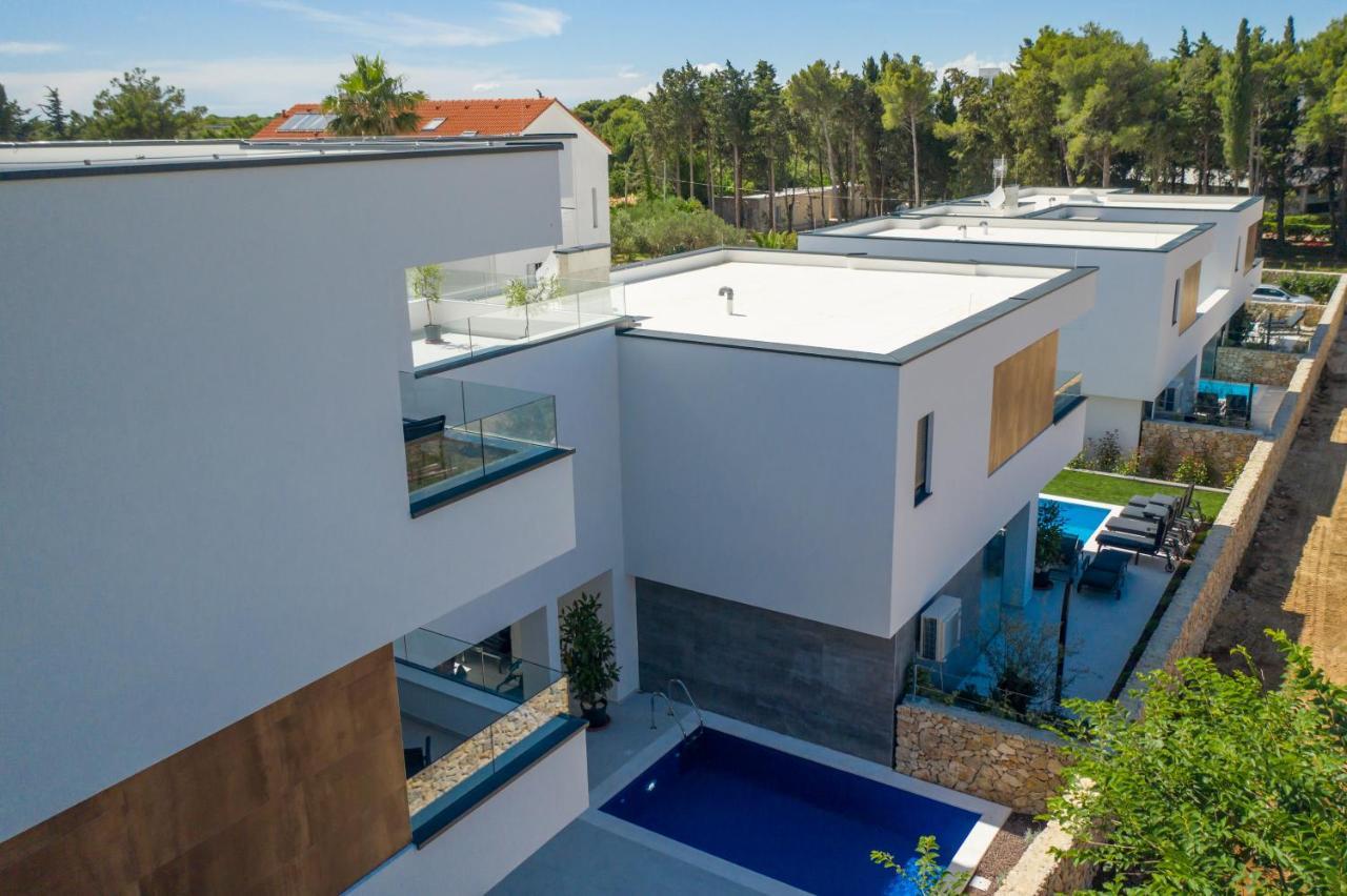 Novalja Bay Villas Eksteriør billede